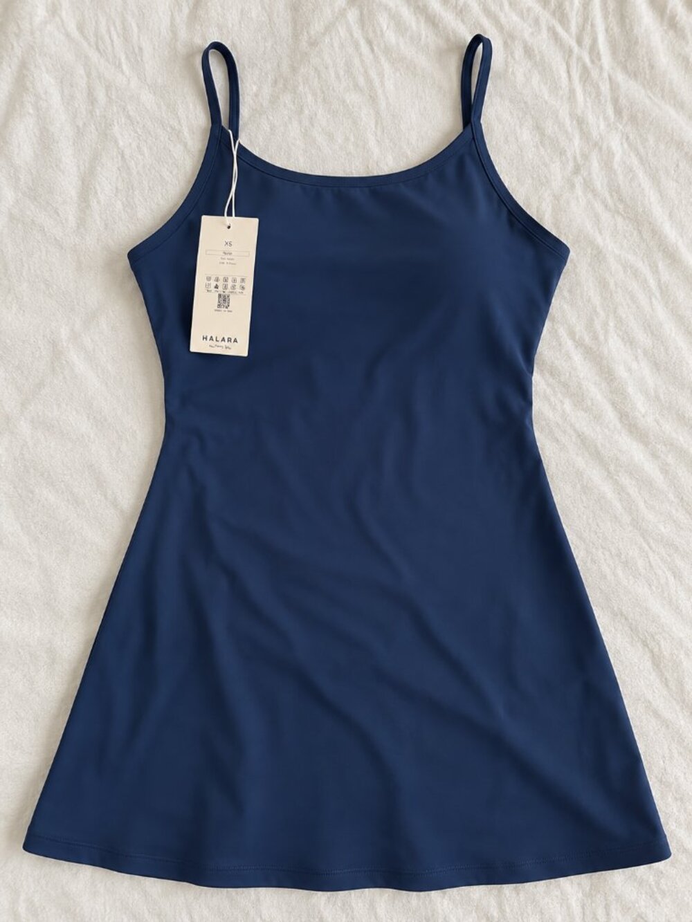 NEW WITH TAGS Halara Everyday Cloudful Flare Activity Dress in navy, size XS